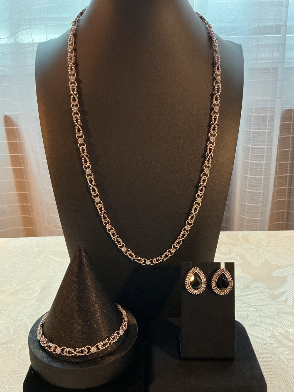 Black and Clear Faceted Rhinestone Seed Bead Chainmaille Silver Tone Suite